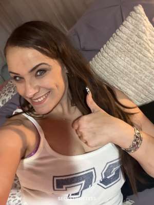 Macon s SEXIEST busty beauty SCARLETT STROKEZ AVAIL WET and 29 year old Escort in Macon GA