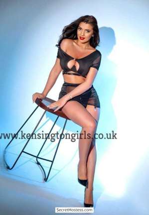 22 year old Italian Escort in London Linda 593, Kensington Girls Agency