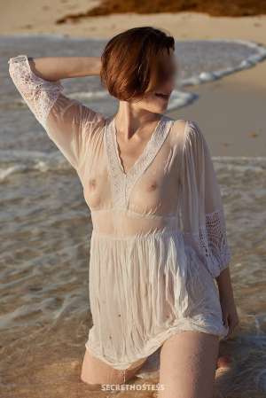 JuliaLabelle Escort model 0 year old Escort in Minneapolis MN