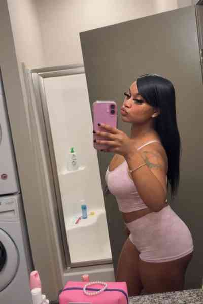 25 year old Escort in Williamsburg VA I accept cash payment, READY to have some fun? Text me asap 