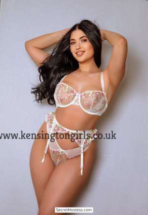 22 year old Escort in London Bernicce, Kensington Girls Agency