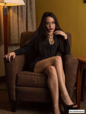 Escort model Mia D'Amour, Honolulu 25 year old Escort in Honolulu HI