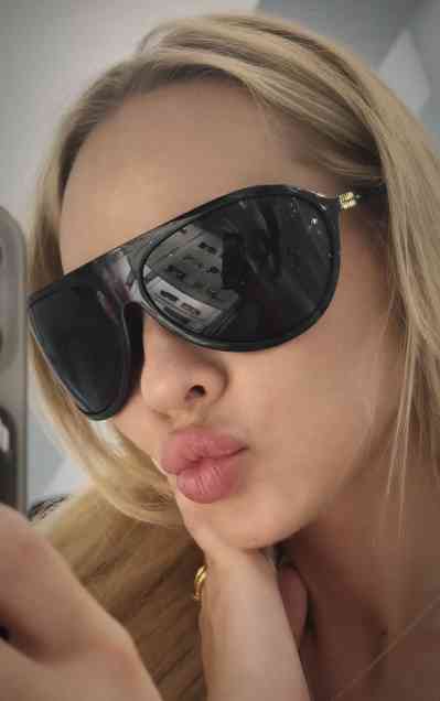 30 year old Escort in Bristol I’m Available for hookup Text me on Gmail,telegram,and 