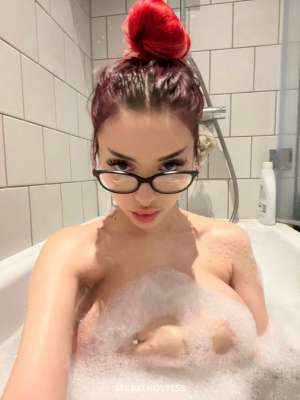 I’m Elaine Smith a very naughty 👿 and clean escort 26 year old Escort in Fort Wayne IN