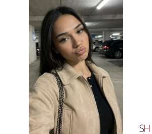 21 year old Latino Escort in London Roxy✨ Friendly Lady - Real Pics - Central London Available