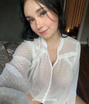 I’m available for both Incall and outcall service 24 year old Escort in Panama City FL