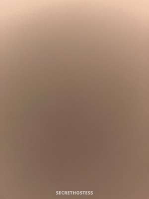 Paris first timer special 24 year old Escort in Bloomington IN
