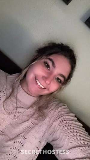 22 year old Escort in Dallas TX Outcalls and car dates come see me