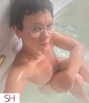 im back! angie is back aka victoria's real deal special 33 year old Escort in Victoria