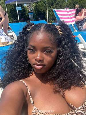 Outcalls 25 year old Escort in Madison WI
