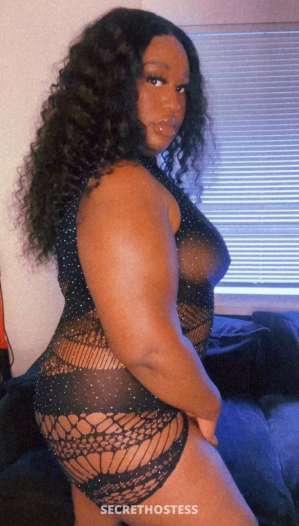 Here cumm get a tatsee daddy 25 year old Escort in Eastern NC