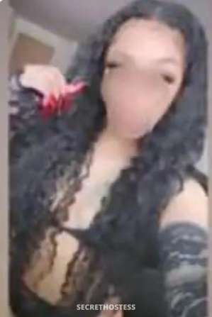 33 year old Escort in Green Bay WI Sexy light skin ebony