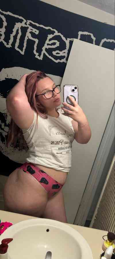 26 year old Escort in Falls Church VA I'M Emily 🍑💦ACTIVE 24/7 Sexy, Young, and Ready 