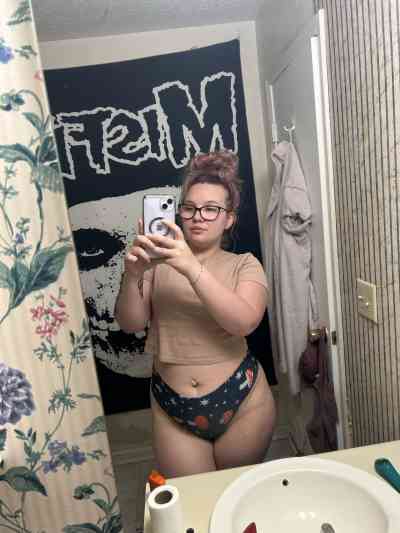 26 year old Escort in Treasure Coast IA I'M Emily 🍑ACTIVE 24/7 Sexy, Young, and Ready For 
