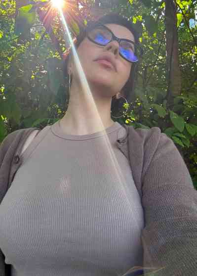 27 year old Escort in Lakeport CA Make you feel comfortable and at ease with my beautiful body