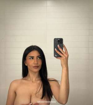 Sweet thing with shaved pussy &amp; bouncy tits? 420 26 year old Escort in Janesville WI