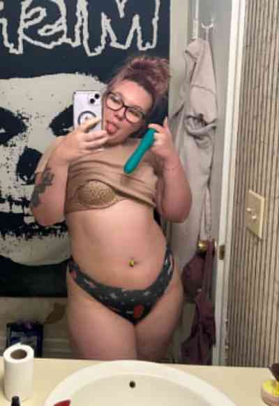 25 year old Escort in Naperville IL I'M Emily 🍑ACTIVE 24/7 Sexy, Young, and Ready For 