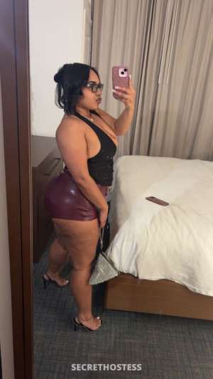 curvy BOMBSHELL party girl 22 year old Escort in South Jersey NJ