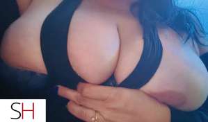 Outcalls!! Tonight !!RJ!! Gorgeous voluptuous babe! Huge 36 year old Escort in Winnipeg