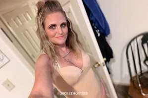 Cum Get U Sum Of Me Trixie I A Treat 40 year old Escort in Evansville IN