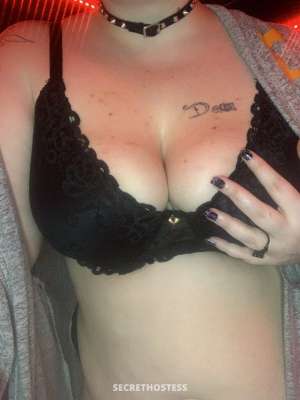 CONTENT - https www loyalfans com _slutty_bunny27 21 year old Escort in Knoxville TN