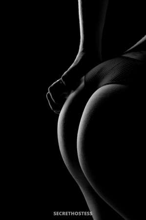 32 year old European Escort in Montreal Karina