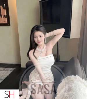 20 year old Asian Escort in Montreal Me&amp;b Queen BACKSEXY VIP GIRL 𝔻𝔼𝔹𝕌𝕋! 