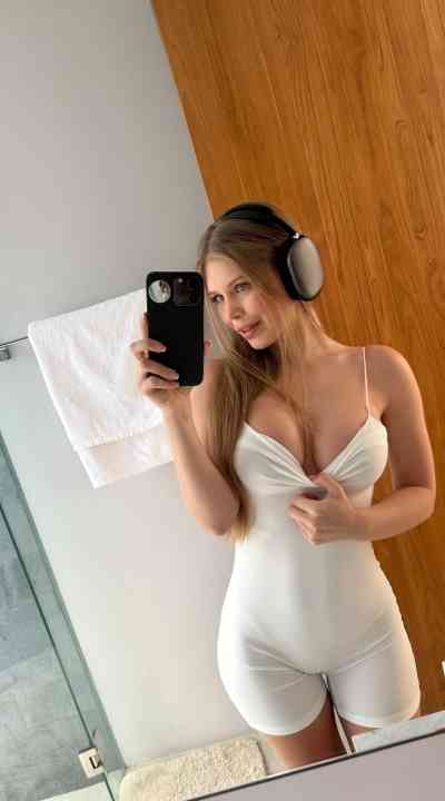 26Yrs Old Escort 53KG 5CM Tall Wodonga Image - 3