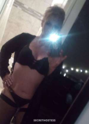 54 year old Caucasian Escort in Red Deer sexy seductive vixen readytoplay ncallRedDeer