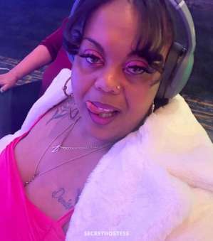 Exotic green eyed squirting BBW goddess cum play whth the 33 year old Escort in San Buenaventura CA