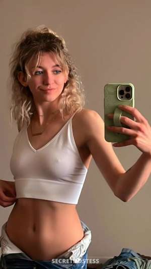 Escort 24 year old Escort in Maui HI