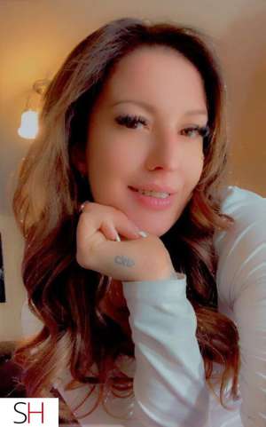 London Laine is Back 32 year old Escort in Lethbridge