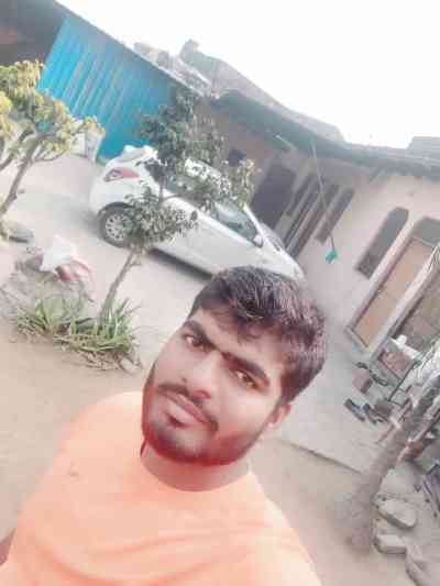 28 year old Escort in Pune Madann