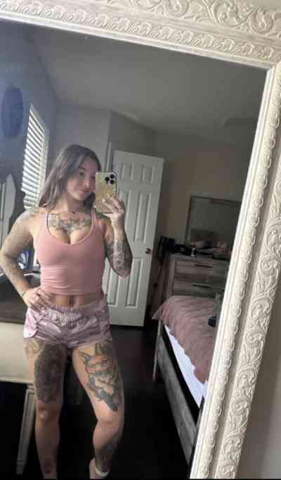 26 year old Escort in Joplin MO i am available all day night incall and outcall text my 