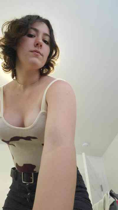 21 year old Escort in Chantilly VA up for hookup Text my number : xxxx-xxx-xxx Telegram : @