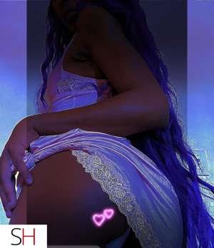 𝒫𝓇𝑒𝓉𝓉𝓎&amp;𝒫𝑒𝓉𝒾𝓉𝑒 24 year old Escort in Windsor