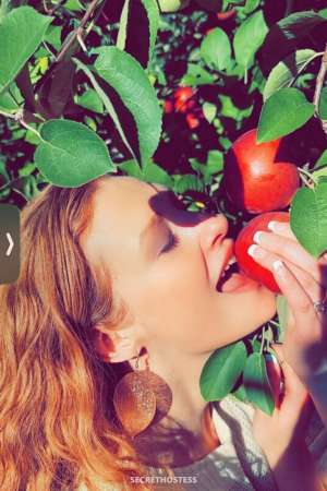 EdieJeanne Escort model 0 year old Escort in Boston MA