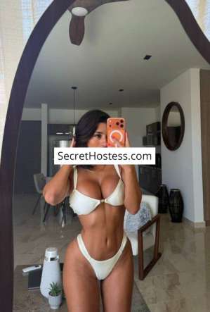24 year old Latin Escort in Berlin Mia, Agency