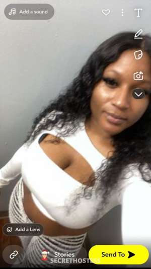 New to the area incall and outcalls available 29 year old Escort in Bloomington IL