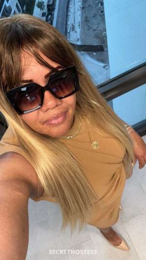 relacin 55 year old Escort in Keys FL