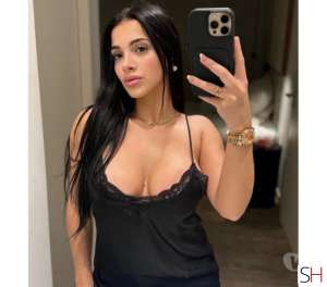 24hr✅..New.party.girl INCALL.., Independent 25 year old Escort in Slough