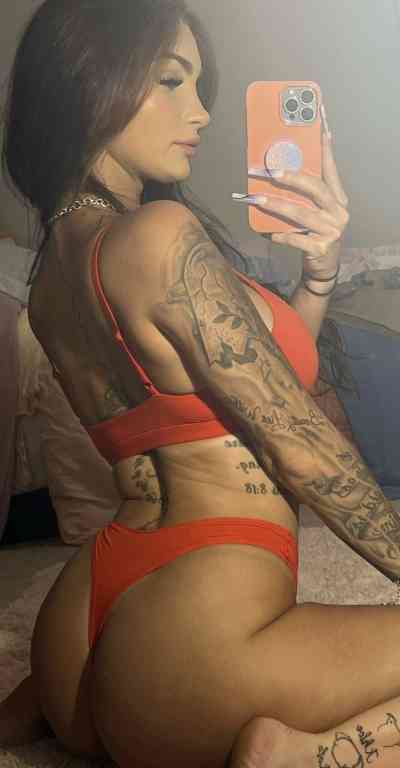 28 year old Escort in Bayonne NJ I am submissive dominante with Top😘or Bottom🍑Partying 
