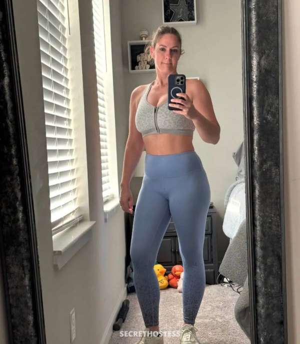 Adell Pearl 35Yrs Old Escort Size 10 165CM Tall Holland MI Image - 0