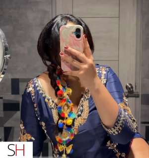 here 4 days 100% real new punjabi from alberta visiting 23 year old Escort in Regina