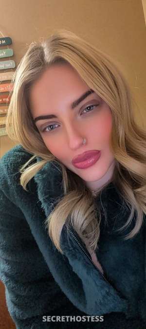 Milky Mommy Lactating Goddess 29 year old Escort in Rockford IL