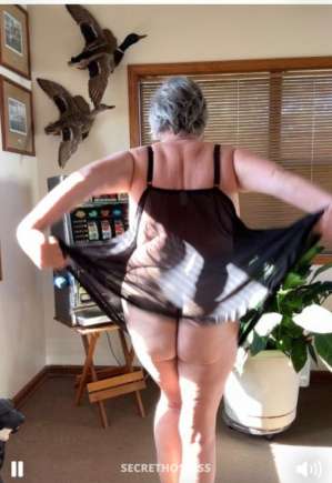 Mature Woman 60 year old Escort in Little Rock AR