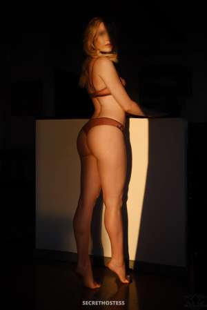 Adelle Sabatier Escort model 0 year old Escort in Seattle WA