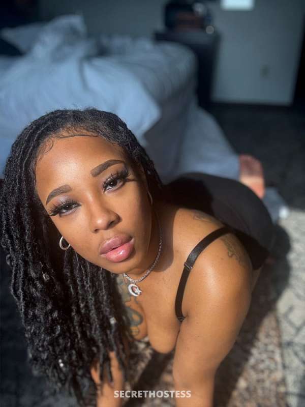 Escort 154CM Tall Detroit MI Image - 4