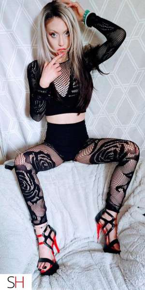 23 year old Escort in Scarborough Naughty nympho nadia