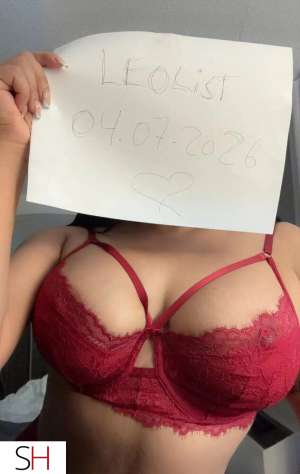 Latina bombshell ready to play, big tits 26 year old Escort in Hamilton